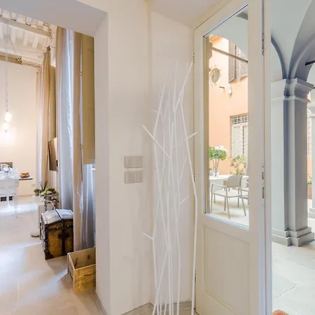 Cortile Moderno *